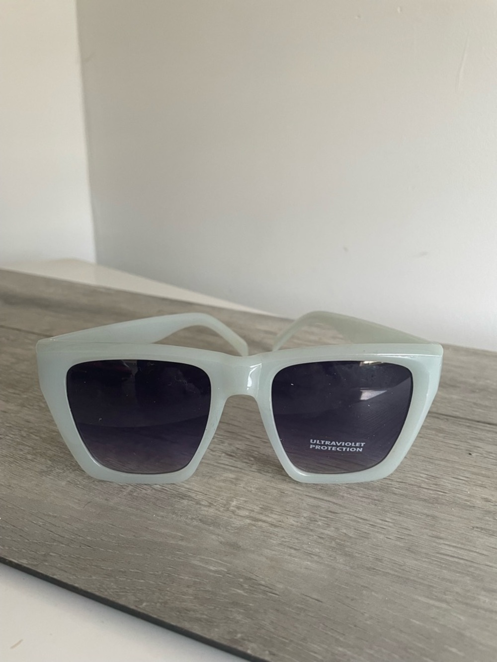 Retro fashion sunglasses